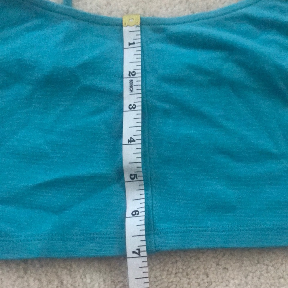 Crop top - Picture 3 of 4